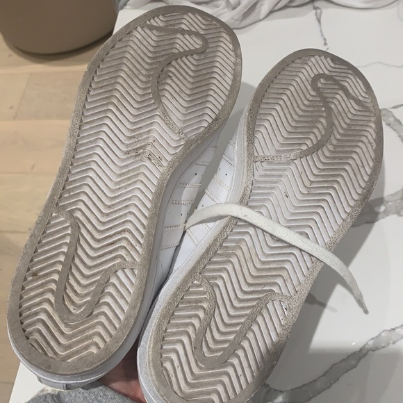 Adidas unisex sneakers. - Picture 3 of 4